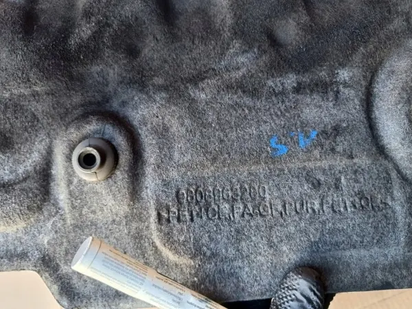 Peugeot 3008 II Motorabdeckung OEM 9808963280 Gebraucht image 4