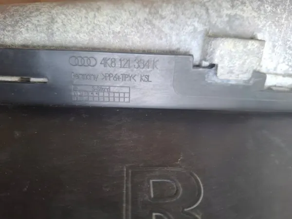 Audi RS6 C8 4.0 TFSI Rechter Intercooler OEM 4K0145806B image 8