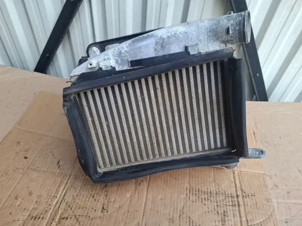 Audi RS6 C8 4.0 TFSI Rechter Intercooler OEM 4K0145806B image 9