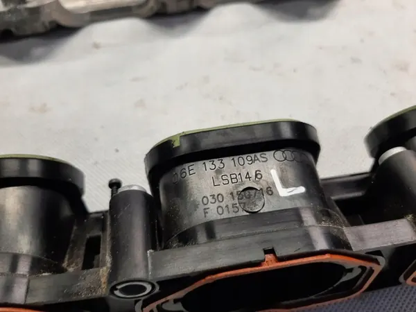 AUDI A6 C7 3.0 TFSI Ansaugkrümmer 06E133109AS image 4