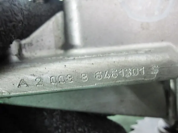 Pompe à huile Mercedes OEM R6461810101 pour 2.2 CDI image 4