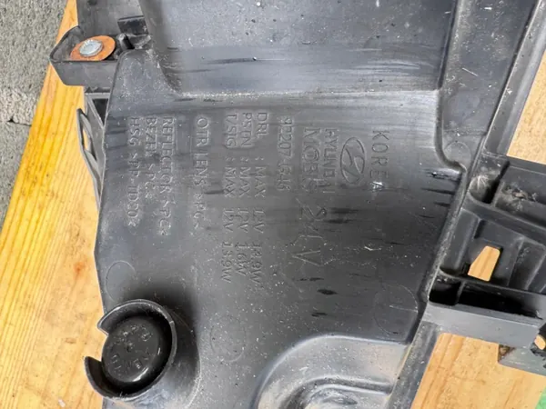 Hyundai I30 III Lift Vänster LED DRL Galler OEM 92207G4600 image 10