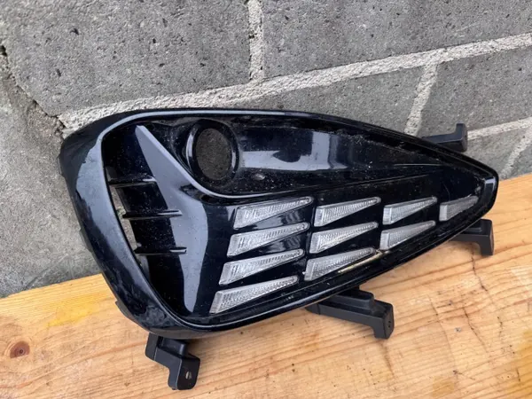 Hyundai I30 III Lift Vänster LED DRL Galler OEM 92207G4600 image 3