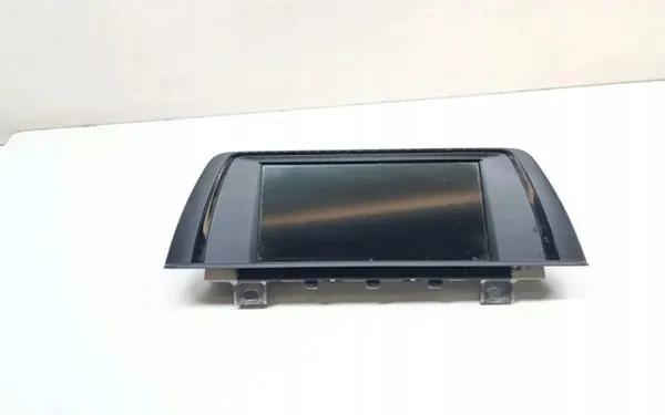 BMW 1-sarja F20 navigointinäyttö OEM 9237539 image 2