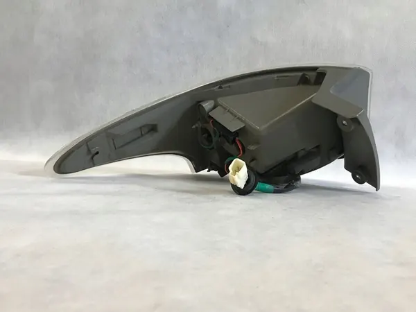 MITSUBISHI OUTLANDER III LED 13-16 Luz Trasera Derecha image 3