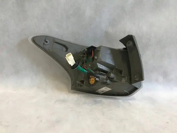 MITSUBISHI OUTLANDER III LED 13-16 Luz Trasera Derecha image 4