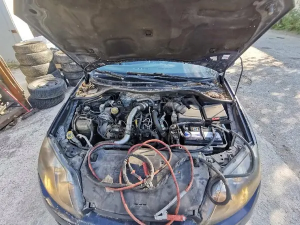 Renault Laguna Alternator 2008 1.5L 8200660057 image 8