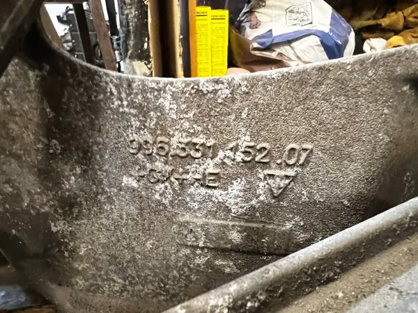 Snodo Ammortizzatore Posteriore Destro Porsche Carrera 911 996 image 7