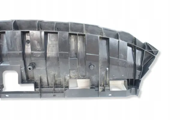 Onderbodemplaat voorbumper OEM 622352653R image 3