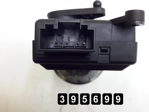 2000 Opel Astra Heater Regulator 309368000b image 3