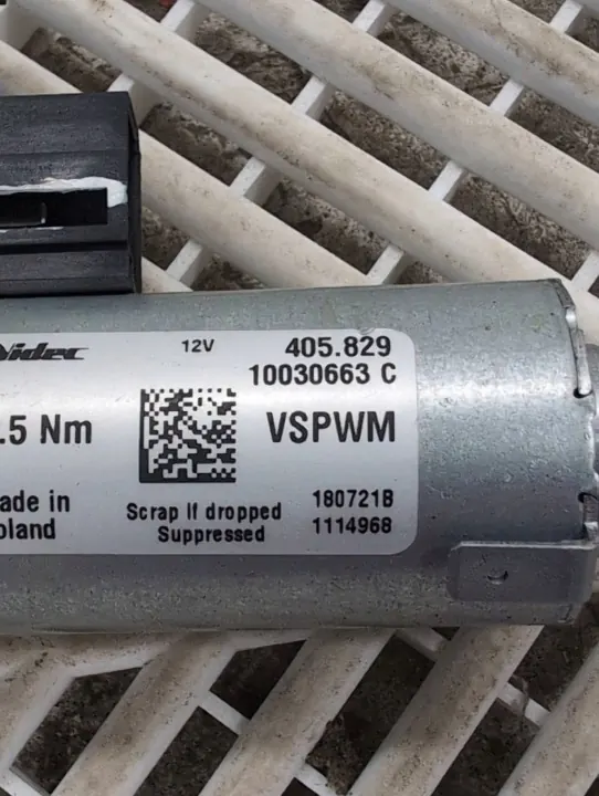 Audi A8 S8 D5 Schiebedachmotor OEM 10030663C image 4