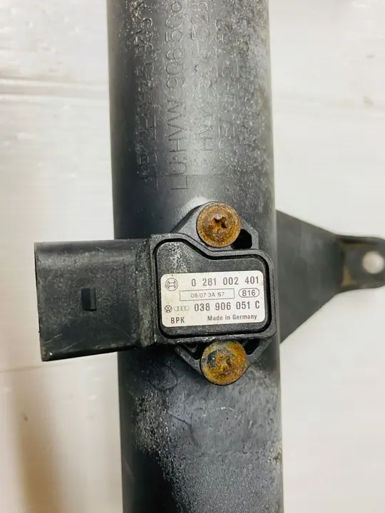 Tuyau d'admission d'air Volkswagen pour VW Crafter image 2