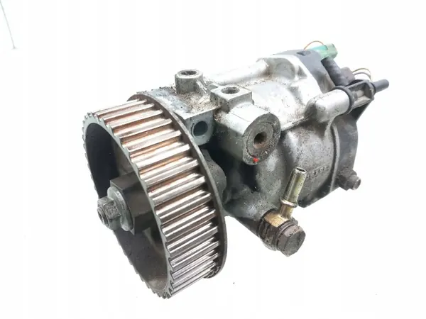 Renault OE insprutningspump OEM 8200379376 image 2