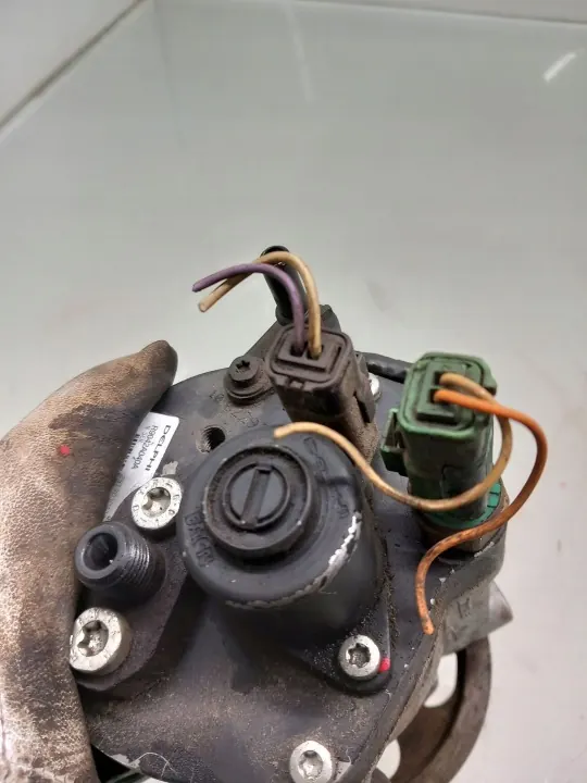 Renault OE insprutningspump OEM 8200379376 image 5