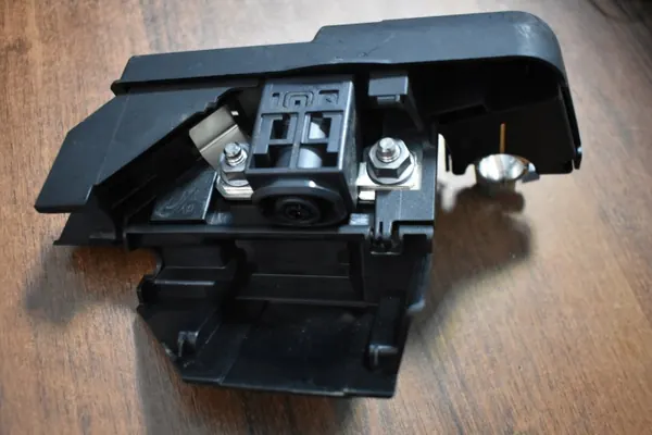 Porsche OE Verdeler OEM 4N0915519, 4N0915459A image 4