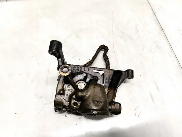 Öljypumppu OEM 078115132c Audi A4 2.4L 2002 image 3