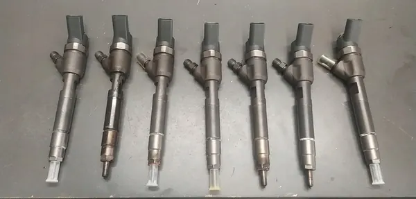 Smart Fortwo II 0.8 CDI Injektor A6600700387 image 2