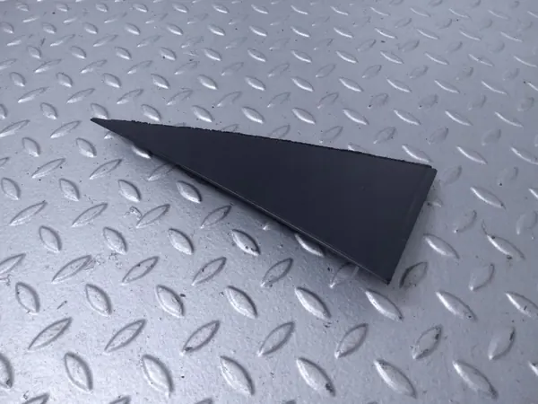 Bakrutslist vänster OEM 83831Q0000 Hyundai i20 image 3