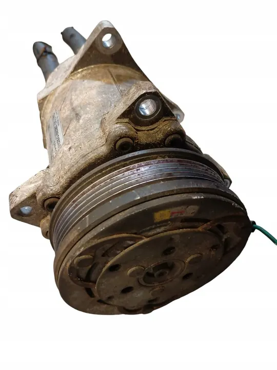 Compresseur de Climatisation Peugeot 605 3.0V6 B image 1