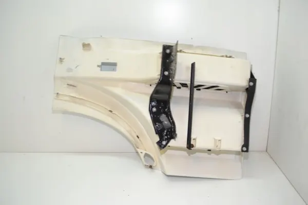 Mercedes Actros MP4 Treeplank OEM 9606664103 - Gebruikt image 7