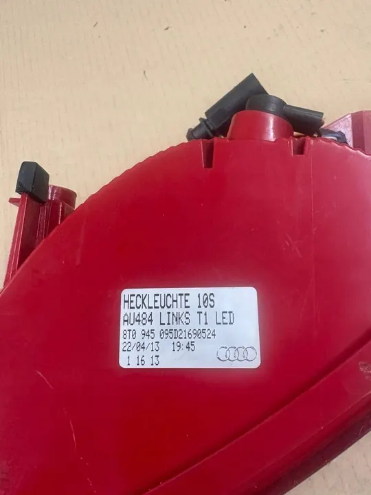 Luz trasera izquierda Audi A5 I 8T Coupé 2007-2011 OEM image 3