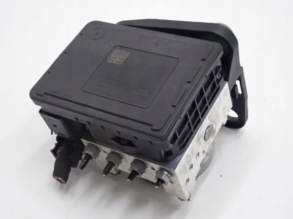 Pompe ABS OEM 5WA614517CF pour VW Golf VIII image 3