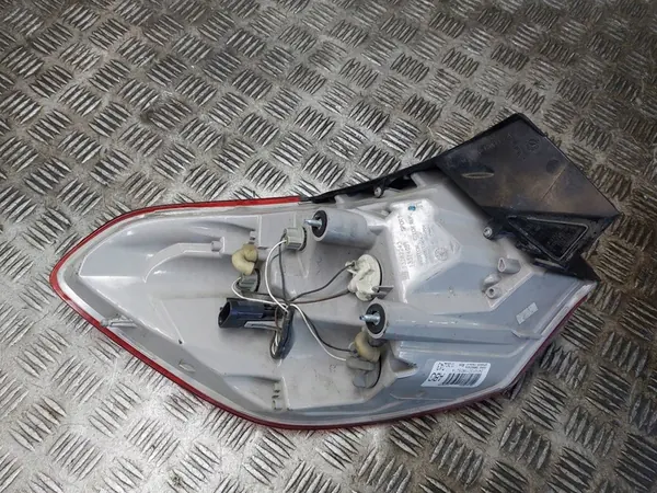 OPEL ASTRA IV J Kombi Höger Bakljus 13282243 image 4