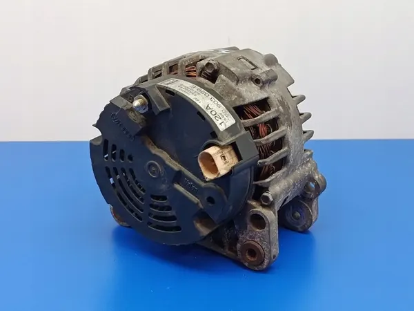 VW PASSAT B5 1.9TDI Vaihtovirtageneraattori 120A VALEO 028903029E image 4