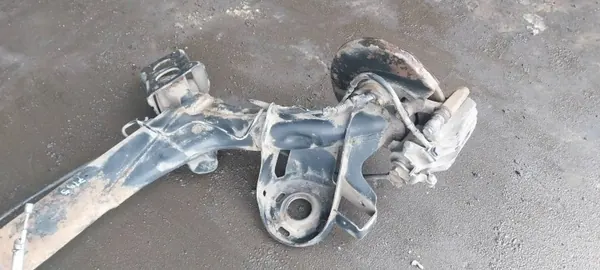 SEAT OE Hinterachsträger mit ABS-Bremsen - OEM image 4