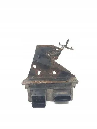 Relais de ventilateur radiateur OEM 82005536021 Renault image 2