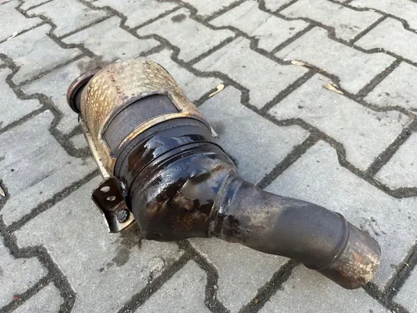 Catalyseur DPF OEM 50552590 pour Alfa Romeo Giulia 2.9 V6 image 4