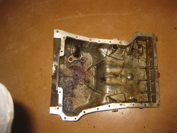Cárter de óleo Mercedes OEM A2710141002 - Usado image 3