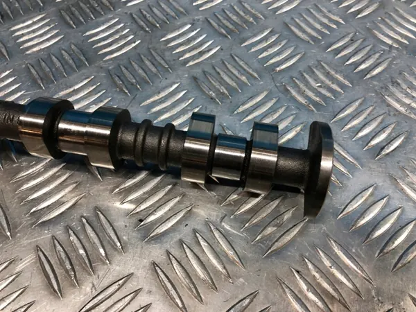 Polea de distribución OEM 24350-03001 - Usada image 6
