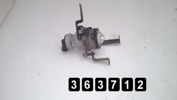 Phare antibrouillard Kia Ceed OEM AM-363712 - Pièce d'occasion image 4