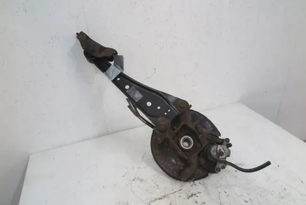 Pivot de direction arrière droit OEM ZWROTNIARAV4 Toyota image 7