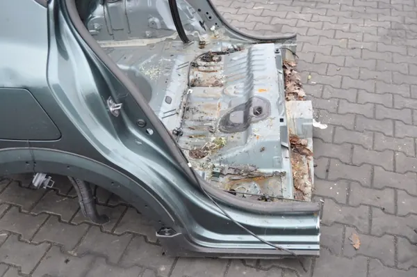 OEM 416608 Dacia Sandero III Aile Arrière Quart image 9