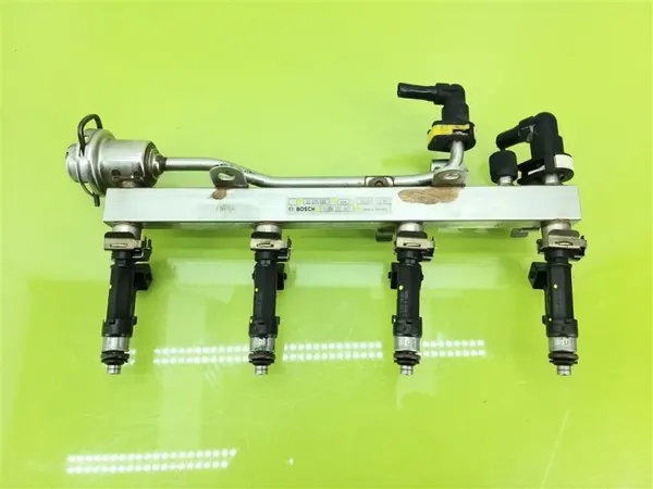 Riel de inyección OEM 55577580 para Opel Zafira C 1.4T image 2