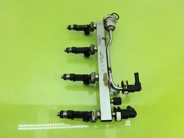 Riel de inyección OEM 55577580 para Opel Zafira C 1.4T image 3