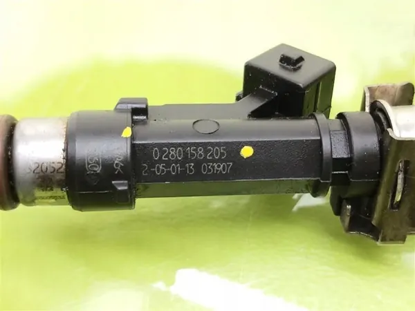 Riel de inyección OEM 55577580 para Opel Zafira C 1.4T image 4