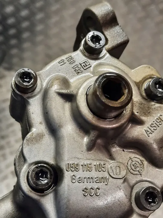 Bomba de óleo OEM 059115105AD para Audi A4 B7 A6 C6 2.7 TDI image 3