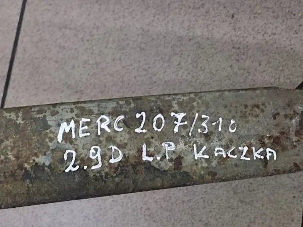 RESOR Vänster Framfjädring för Mercedes 207/310 T1 2.9 D image 6