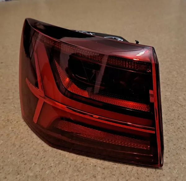 Lámpara trasera izquierda LED Audi A6 C7 Avant 4G9945095E image 5