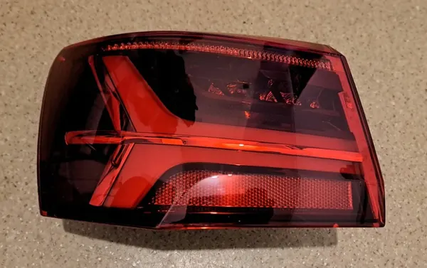 Lámpara trasera izquierda LED Audi A6 C7 Avant 4G9945095E image 6