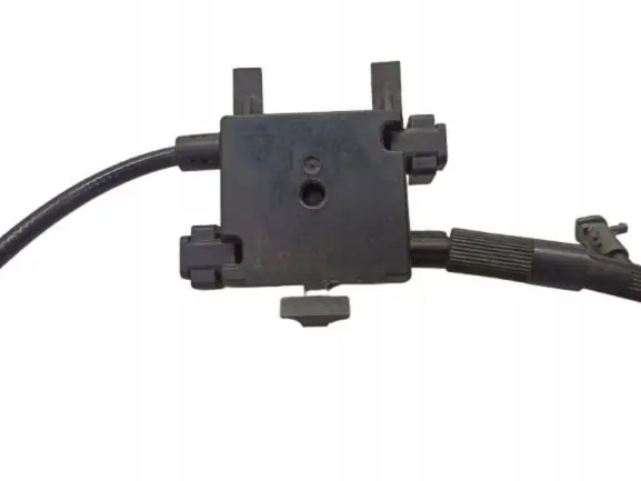 Câble de Capot Audi A4 B9 2.0 TDI Pièce OEM image 3