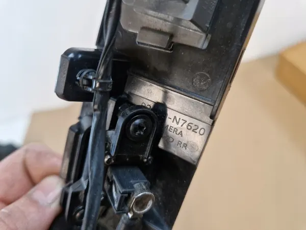 Heckkamera-Leuchte Hyundai Tucson IV OEM 92409 N7620 image 9