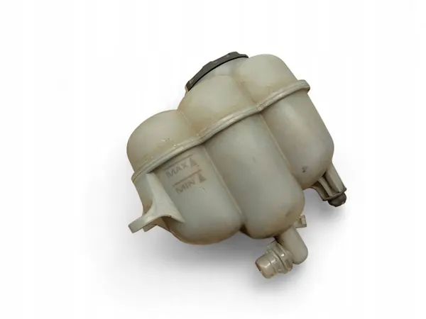 Audi Q7 4M Kühlmittelbehälter image 2