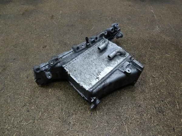 AUDI A3 8V GOLF VII LEON III 2.0 TDI Coletor de admissão 04L129766S image 6