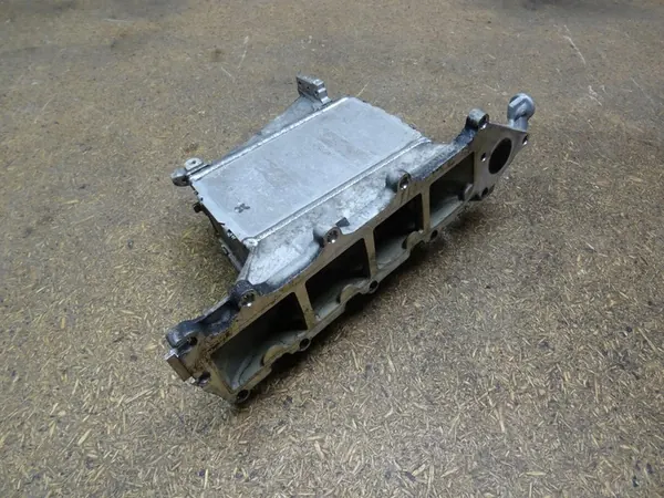 AUDI A3 8V GOLF VII LEON III 2.0 TDI Coletor de admissão 04L129766S image 7