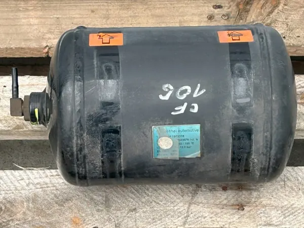 Tanque de ar DAF OEM 1972378 3,7L Usado image 2
