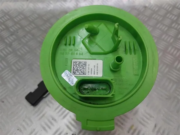 Brandstofpomp Skoda Octavia III 1.4 TSI 13-17 5Q0919051N image 2